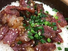 腊肠腊肉煲仔饭-红星光发煲仔饭(大石街店)