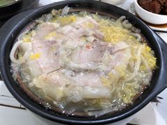 酸菜五花肉砂锅-哈尔滨老砂锅居