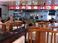 大堂-陈寔包子王·卤煮小肠·京味小吃(龙潭店)