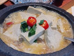 石锅自制卤水黑豆腐-羊之道草原味道清真餐厅(番禺店)