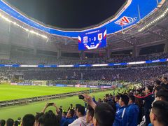 -上海体育馆(地铁站)