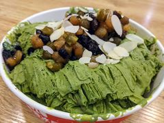 -愉肴麻辣香锅(中山路店)