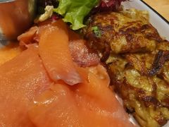 烟熏三文鱼-LENBACH兰巴赫西餐啤酒坊(大连东港店)