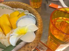 -小小集渔·泰式大排档(太古里香槟店)