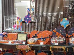 -VENCHI 闻绮(上海佛罗伦萨小镇店)