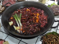 -扎起市井老火锅(乐山总店)
