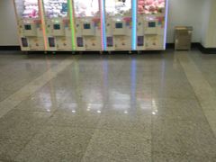 -全家便利店(襄阳南路店)