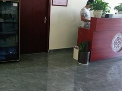 -张钰强中医正骨推拿连锁(唐家人才公寓店)