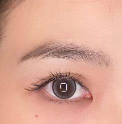 -花岐款式专研健康美甲沙龙
