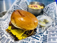 -TRIPS BURGER(大钟寺店)
