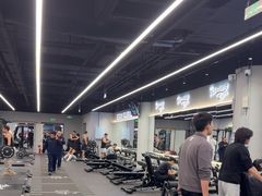 -TMG潮流健身(奥体莲荷里店)