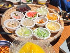 -包整·丝娃娃(一览甲秀楼风景店)