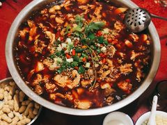 -米二红烧兔(华阳店)