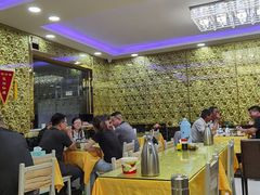 大堂-炕锅羊肉土火锅面片大王