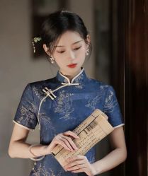 -租旗袍租礼服馆