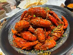 -肥肥虾庄·金牌油焖大虾(首义路店)