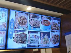-西部马华清真兰州牛肉面·烧烤夜市(三里河店)