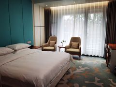 -上海怡沁园度假酒店