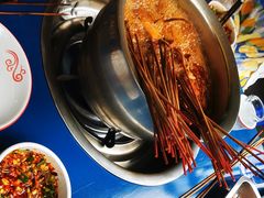 -牛华周记麻辣烫起源店