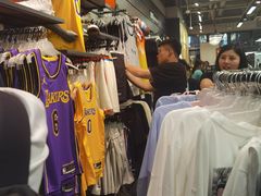 -NIKE上海青浦优选体验店