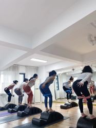 -馨媛瑜伽普拉提