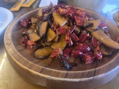 -隔壁老王·家常云南菜(花巷店)