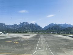 -张家界荷花国际机场