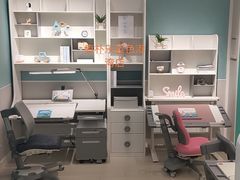 -康朴乐儿童学习桌椅(蓝色港湾店)