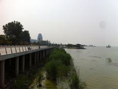 太湖-湖州太湖旅游度假区-月亮广场