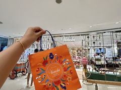 -VENCHI 闻绮(北京国贸商城店)