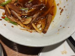 -聚鑫朋酸菜肥肠(文艺路口店)