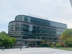 -上海跨国采购会展中心