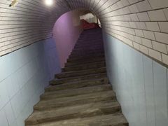 -洞庭洲·防空洞火锅·烧烤·铜锅涮肉(新百广场店)