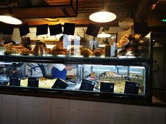 面包甜点陈列柜-仙峰天然面包(迎宾路店)
