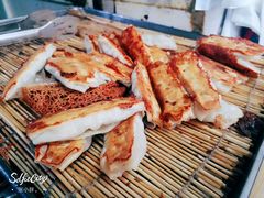 -一品鲜鱼锅贴(人民一路店)