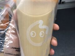 -CoCo都可(湖滨银泰店B区店)