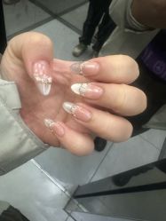 -尤米一站式美甲美睫