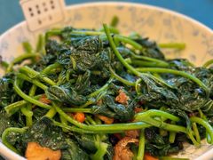 豆豉鲮鱼炒番薯叶-誉八仙粤菜(万象天地店)