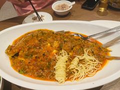泉水浸武昌鱼-大中华酒楼·主席武昌鱼·武汉美食地标(江汉路步行街店)