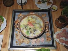 -哈吱喂丽江火塘·牦牛火锅(五一街店)