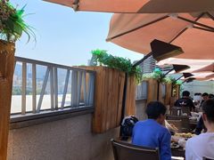 露天位-老板恋上鱼(恒隆广场店)