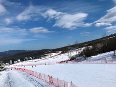 -鳌山滑雪度假区