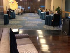 -西安绿地假日酒店