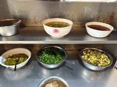 -炳记牛味粉店(四坊路店)