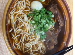 招牌骨汤牛肉-西部马华清真兰州牛肉面·烧烤夜市(关东店)