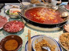 -鸿姐老火锅(疁城新天地店)