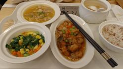 -莲生母婴月子中心(清水河公园店)