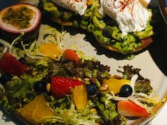 罗勒酱杂菌班尼迪蛋-BE BRIGHT KITCHEN(正佳广场店)