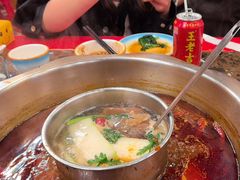 -金鼎雪山牦牛杂火锅(理县总店)