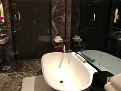 -广州四季酒店